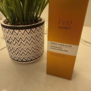New - Hey Honey Gold & Honey Beauty Mask
